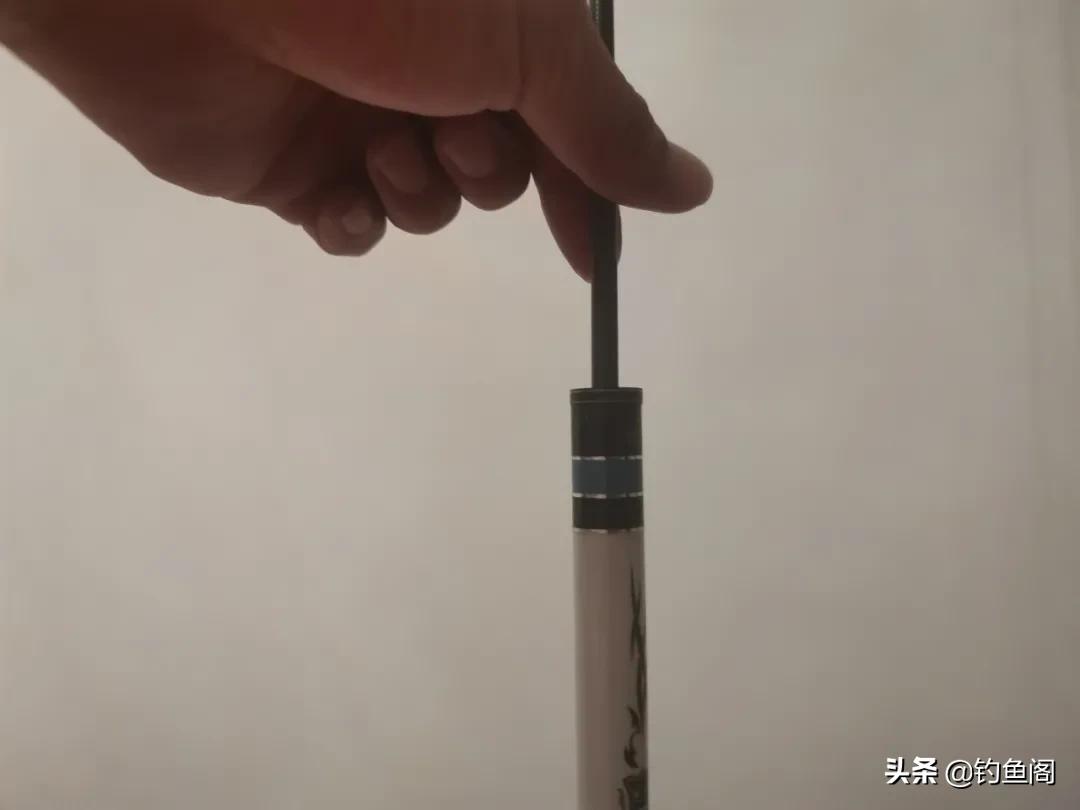 鱼竿卡节怎么办？先别拿火烤，2招就能解决问题