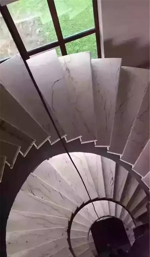 旋转楼梯石材量尺,旋转楼梯的石材做法大全
