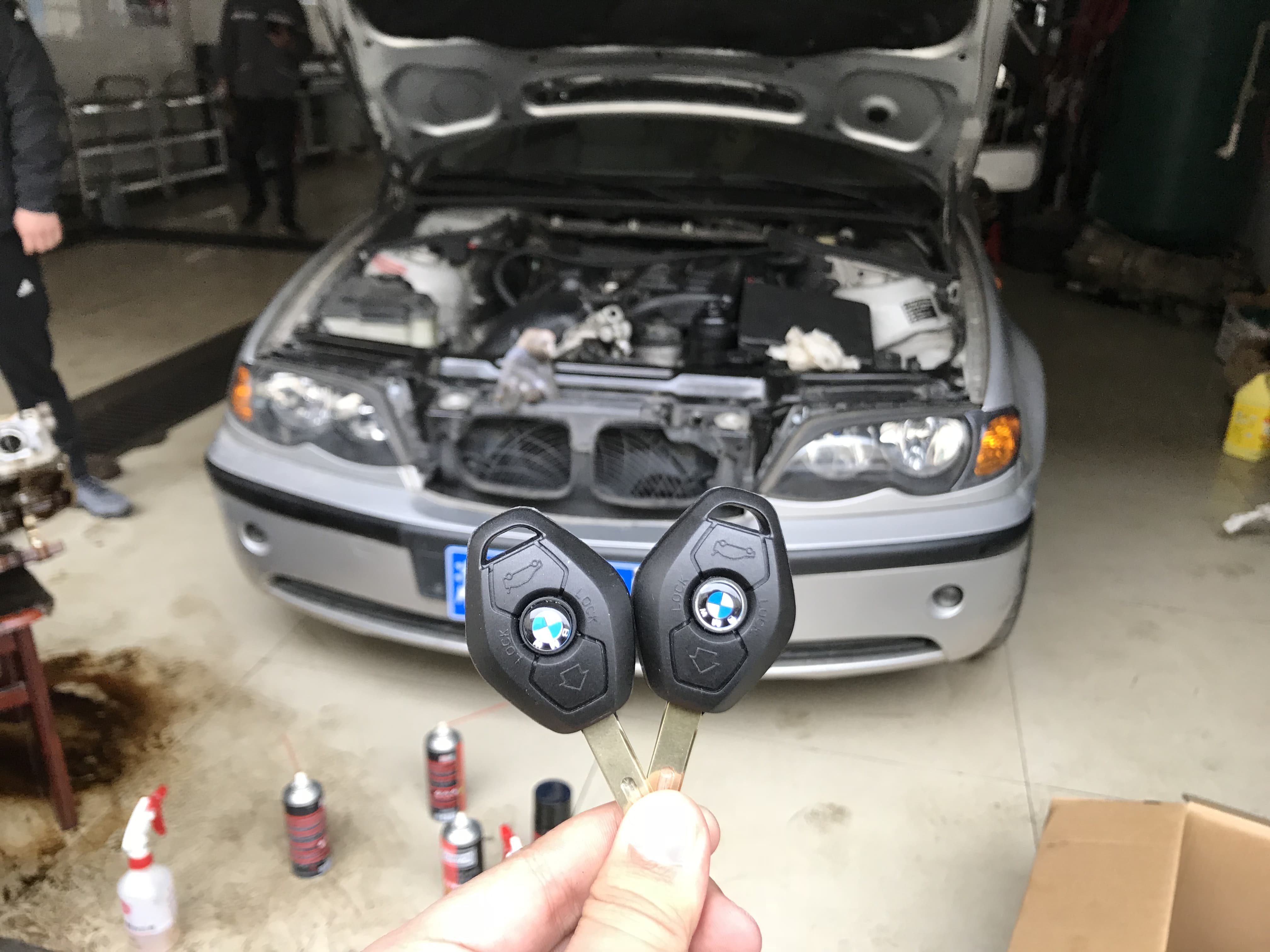 宝马e46325ci测评,宝马e46325i是国几