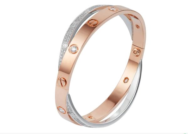 三亚免税店卡地亚love手镯价格,卡地亚love手镯什么颜色好看