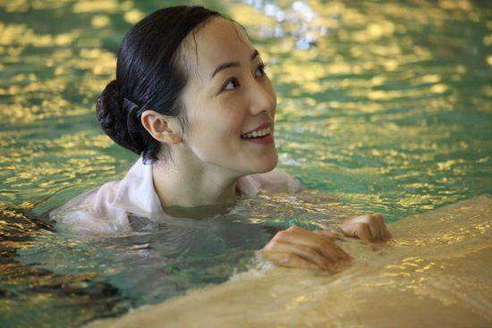 别人模仿刘敏涛,韩雪模仿