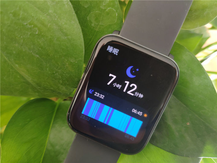 黑加升级新品：AMOLED全面屏，支持自定义视频表盘的手表