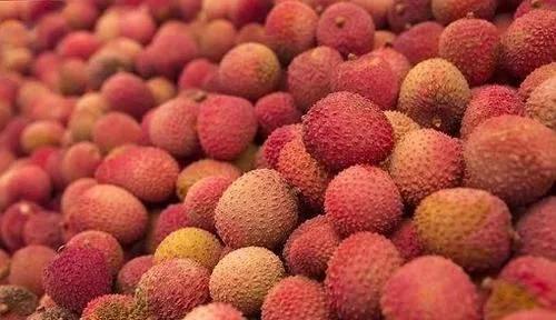 舌头上火最怕三种水果,最伤嘴巴的3种水果