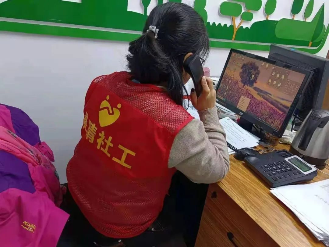 战疫情菊城文明社工在行动,战疫同心志愿者在行动