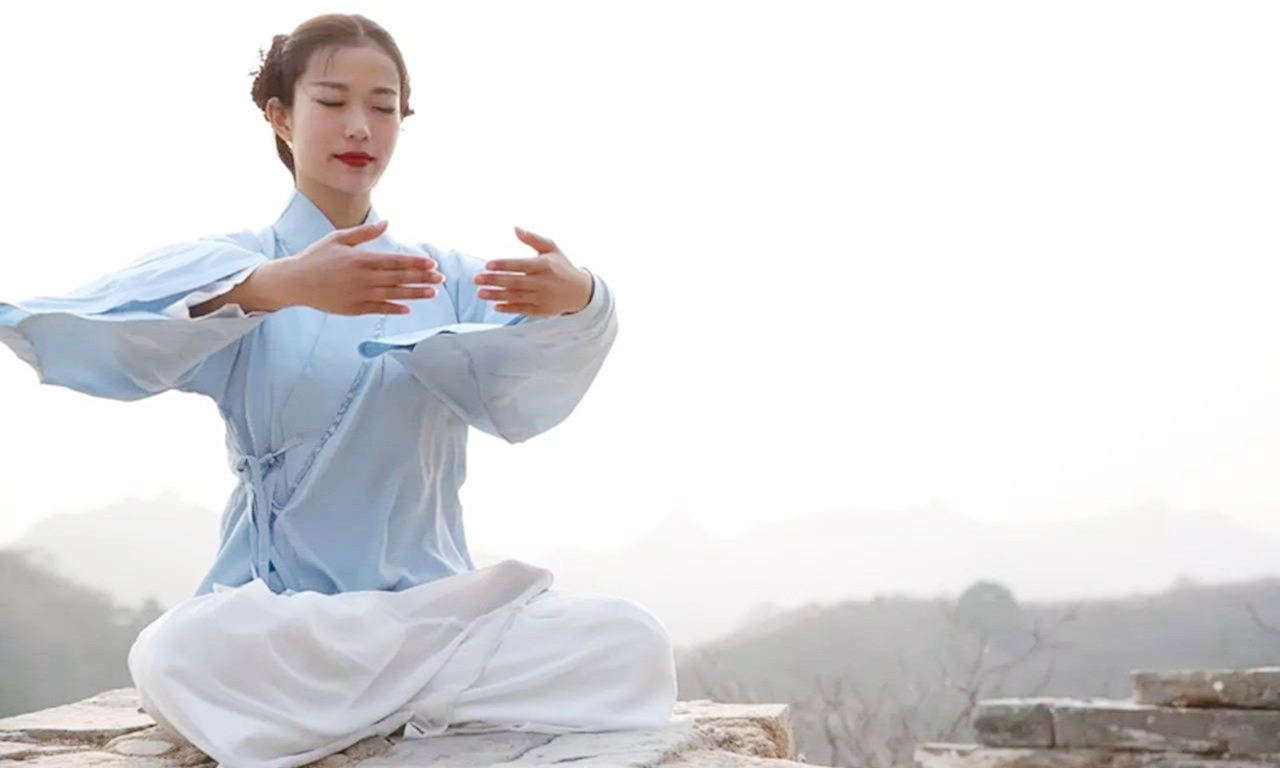 读易经可以让你的事迹翻番,易经讲月盈则亏