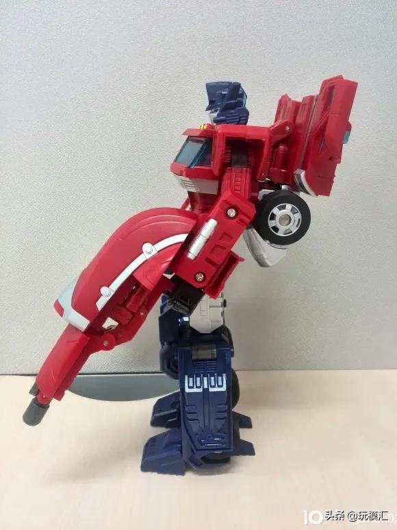 擎天柱电影版ls03玩具,03岁的玩具