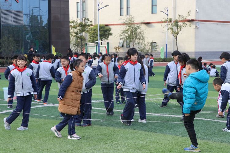 郑州新徽实验学校直播,郑州新徽实验学校喜迎元旦