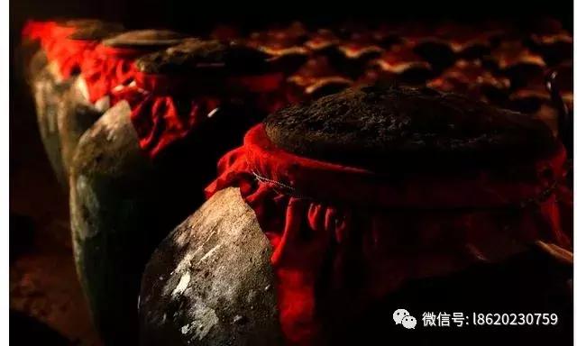 冒着严寒做酒的辛酸，只有酿酒工的才知道！