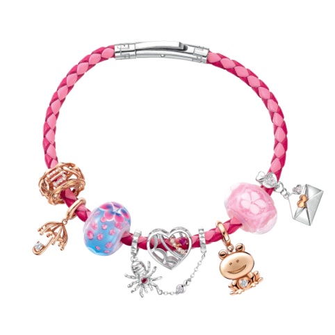 李易峰倾情演绎六福珠宝2020「DearQ」：爱我的女生很美哟