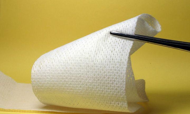 扭脚一招解决,扭脚怎么快速处理最有效