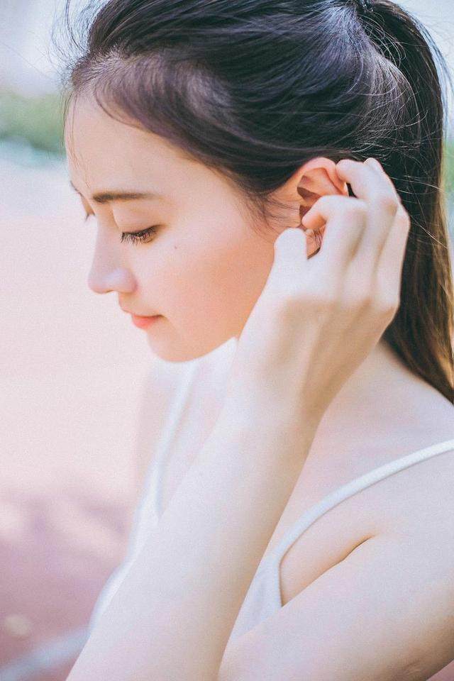 当同事问你工资多少如何巧妙回复,为什么工资不能跟别人说