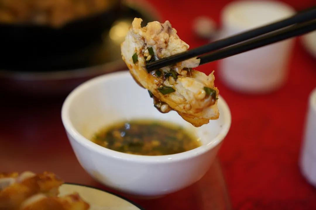 粤菜云聚广东人,粤菜云聚正鱼头腐竹煲