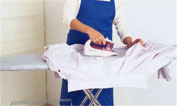 保持衣服干燥的小妙招,衣服晒不干怎样才能让衣服迅速干