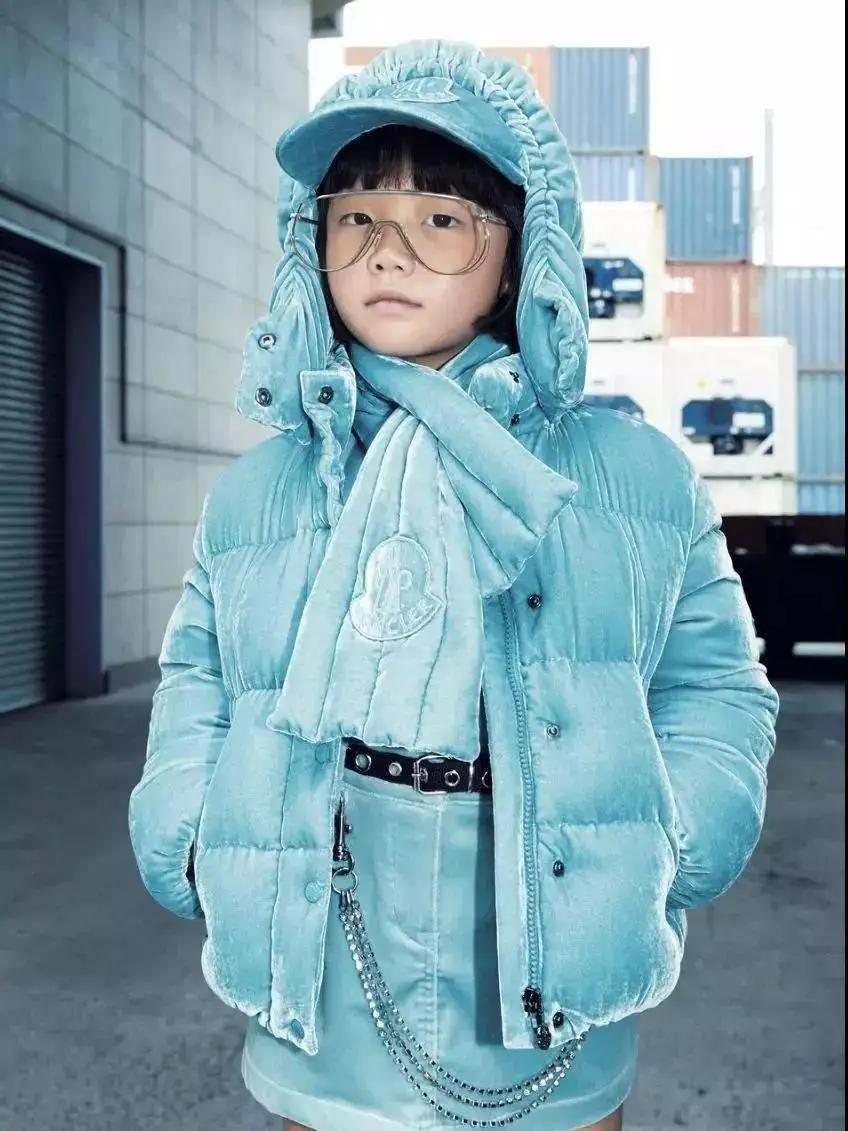 女版GD潮过陈冠希女儿？月入十万萌娃靠穿搭火爆ins