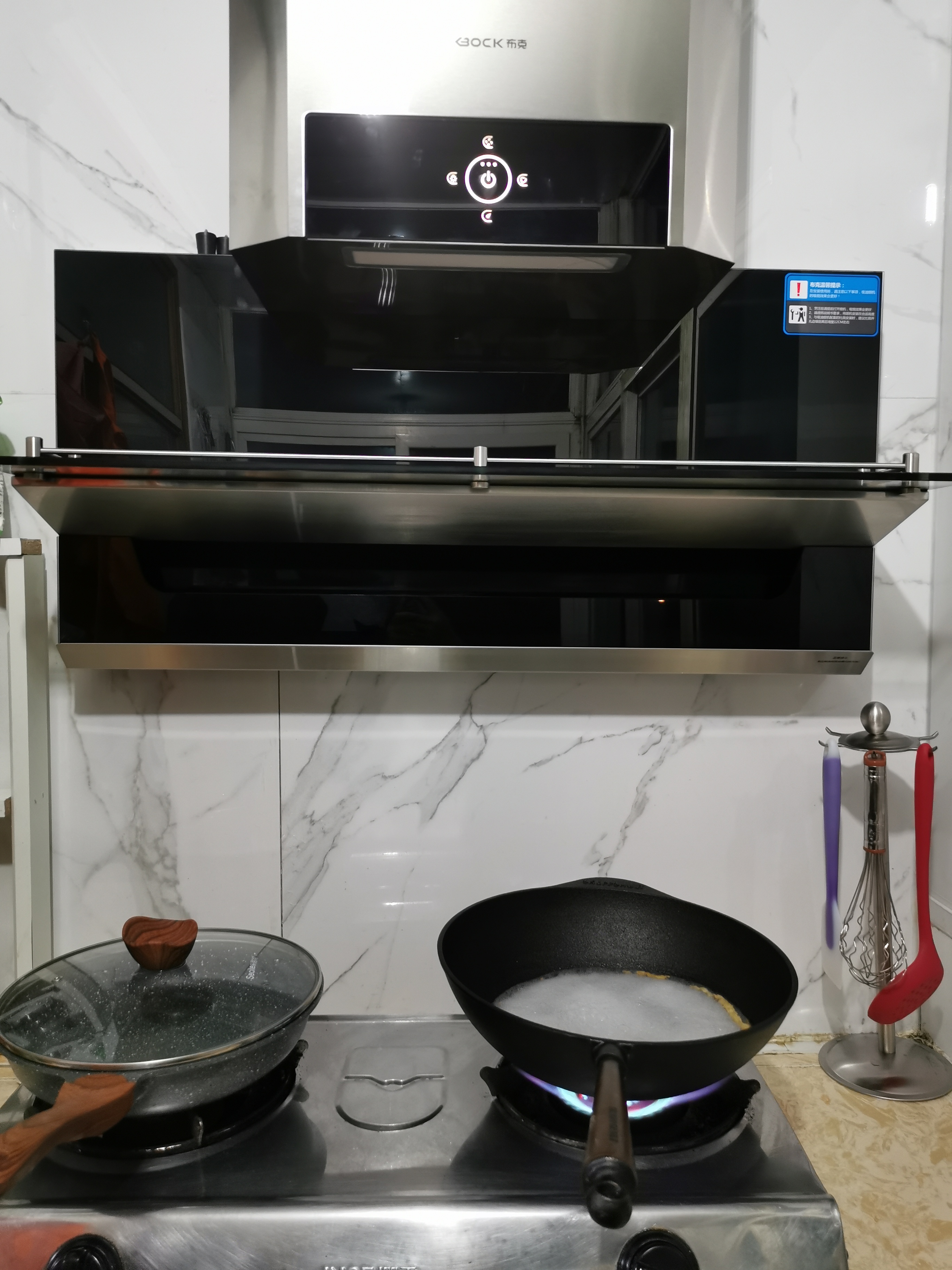 双十一多剁手第一次被夸，就是因为这台油烟机