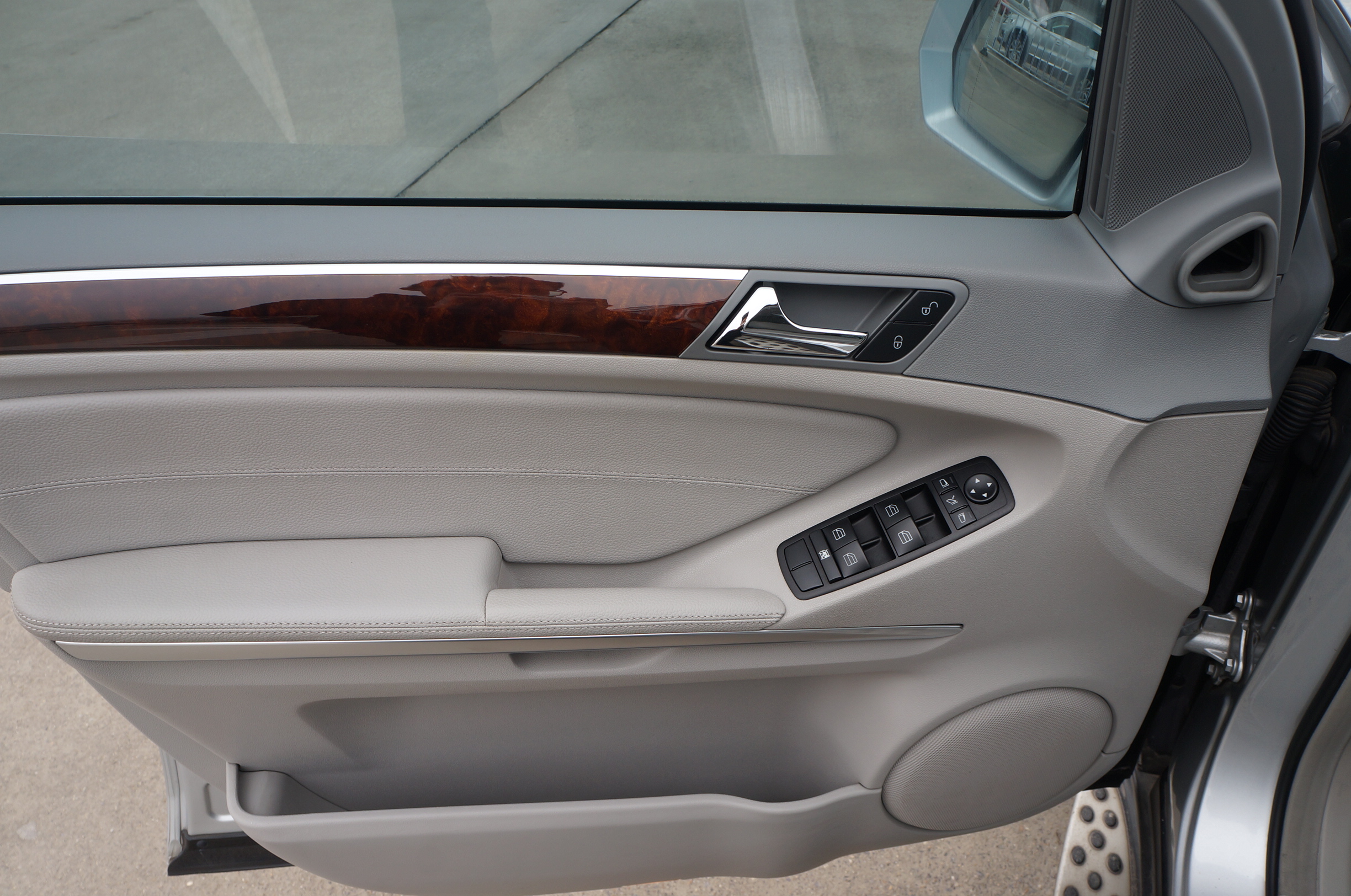 08奔驰ml350能买吗,08款奔驰ml350胎压复位