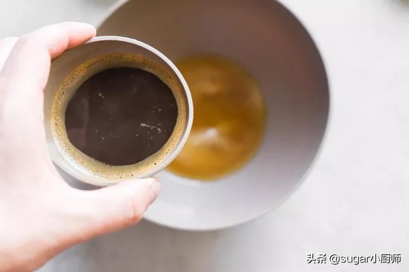 安迪chef的快速配方！4个小时接单到出货提拉米苏