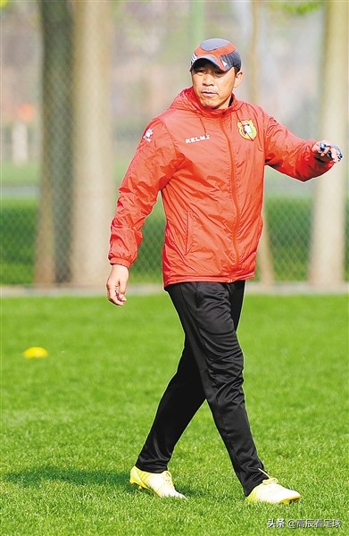 长安竞技主教练黄宏毅,陕西长安竞技主教练黄勇