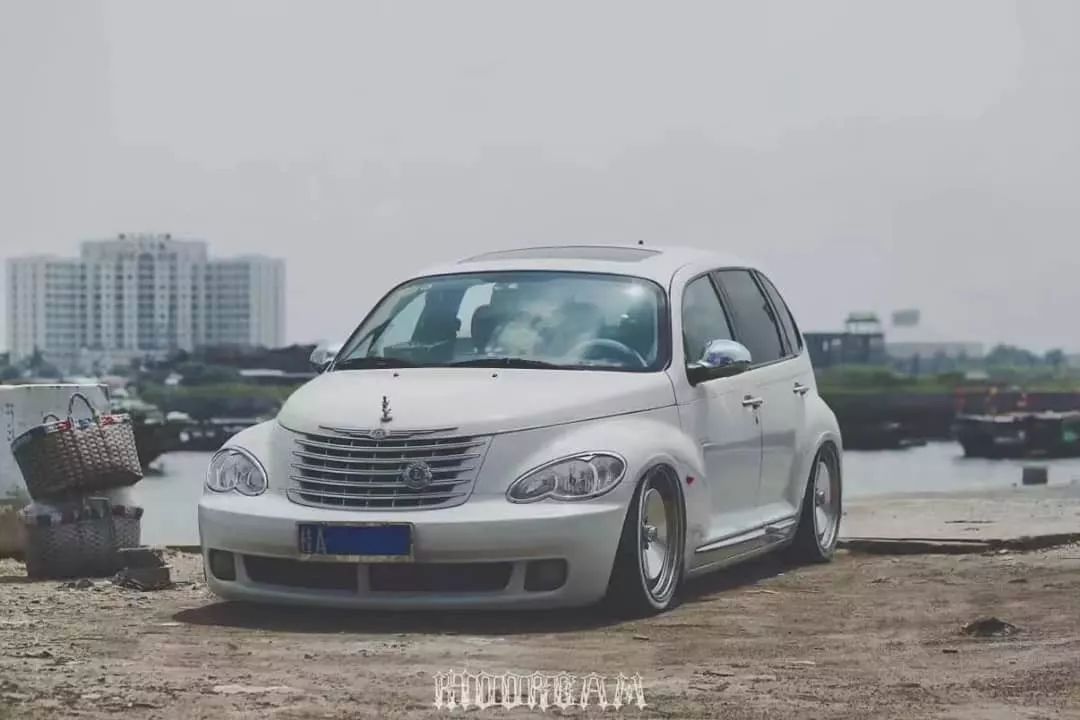 如此冷门的克莱斯勒PT漫步者改出满满复古味道，将复古进行到底