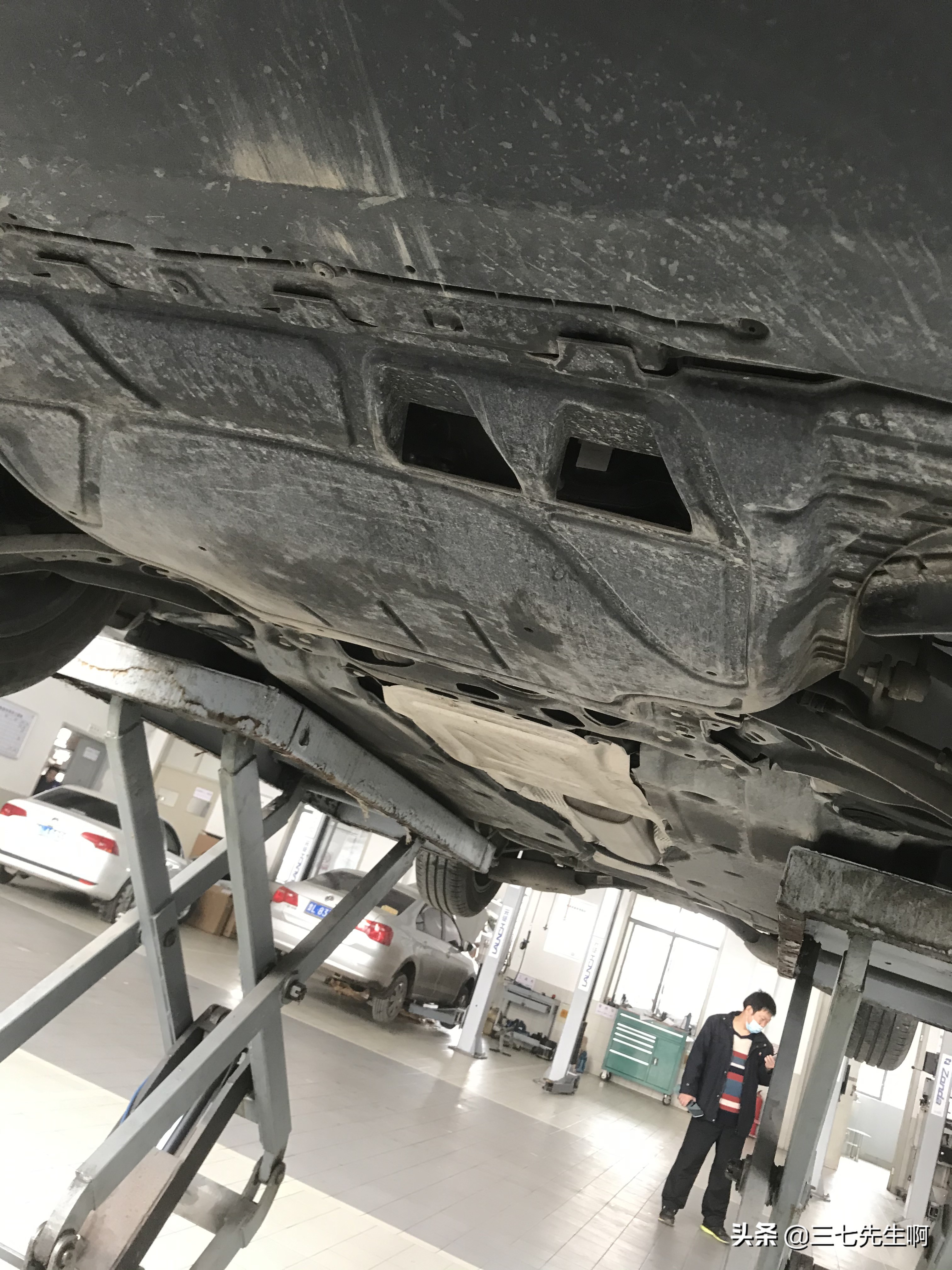 速腾10000公里保养发动机要清洗吗,速腾1.4t保养用什么牌子机油最好