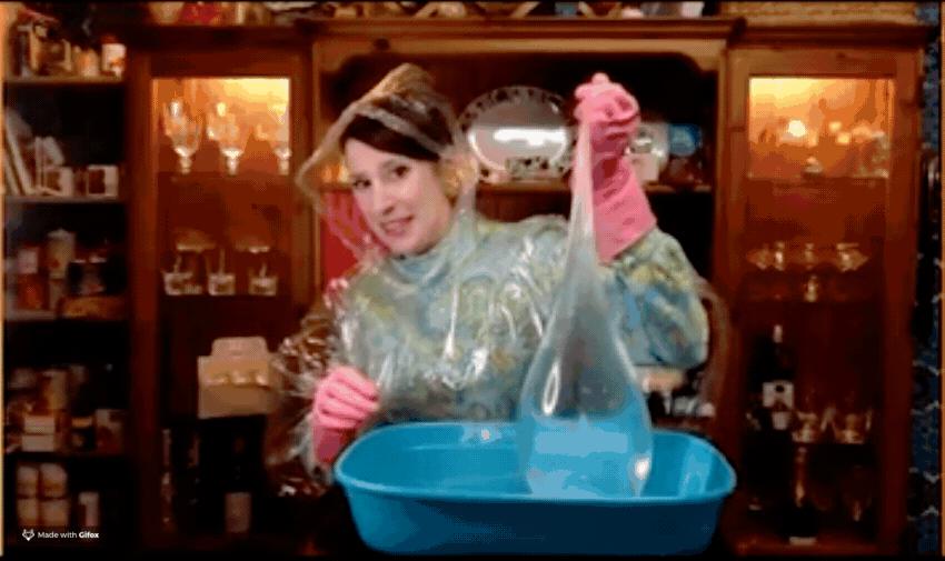 和杜蕾斯合作的奶粉,奶粉和鲜牛奶的区别哪个更好