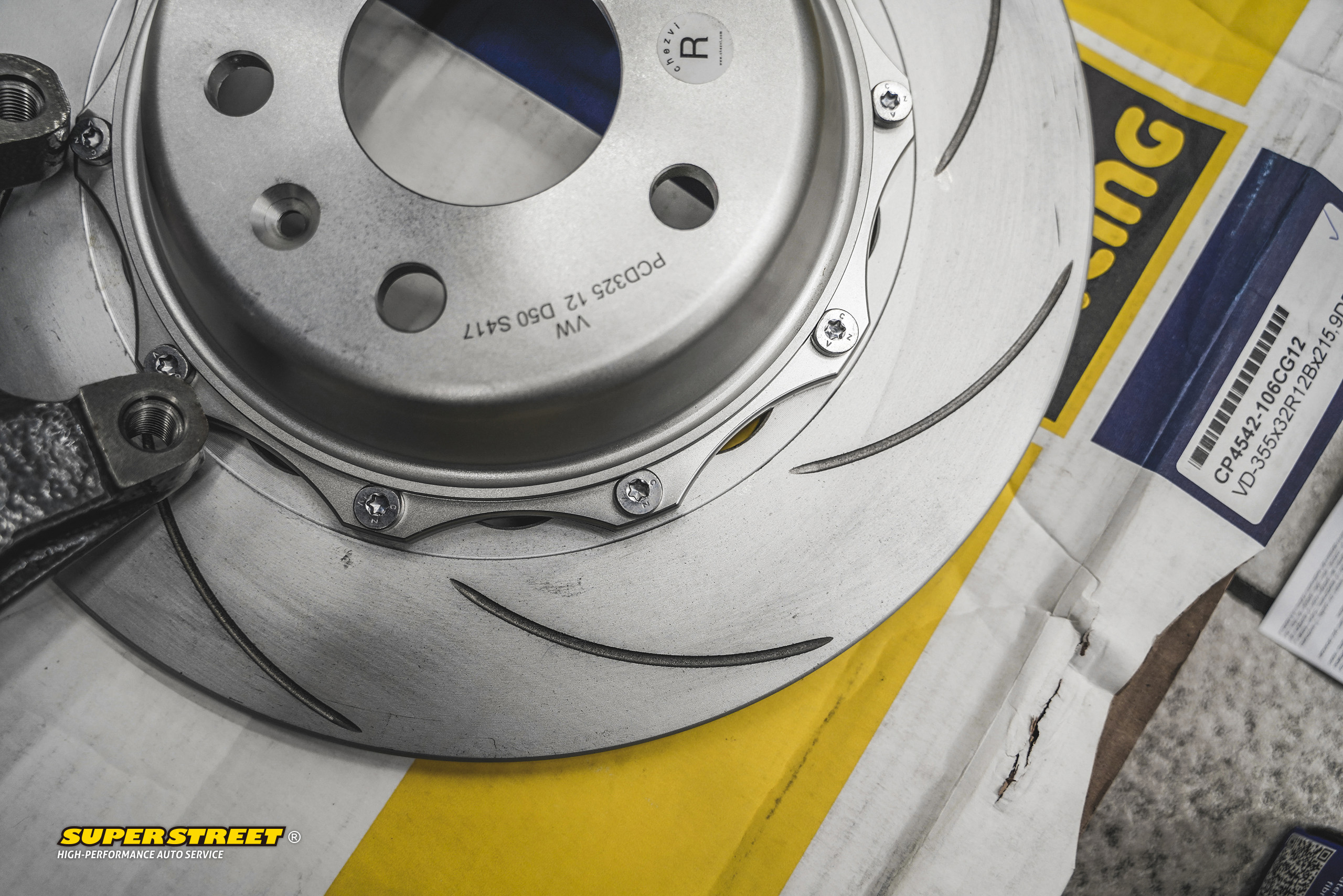 大众迈腾改后轮通风盘刹车系统,大众迈腾改轮毂刹车