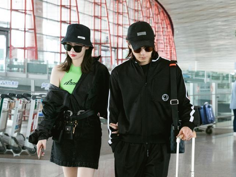 荧光色显白穿搭,荧光黄发色穿衣搭配