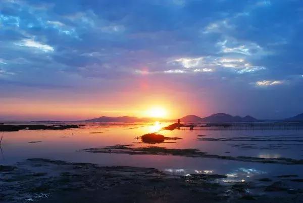 中国十大湖泊最美景点,十大风景最美的湖泊排行榜