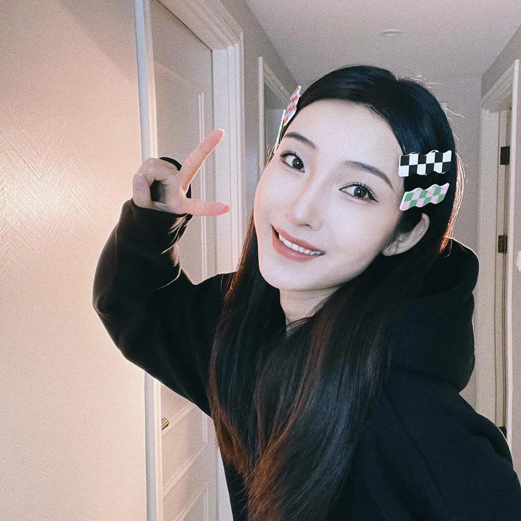 你明明长得很美为什么合照不好看,你明明长得好看为什么就是不上镜