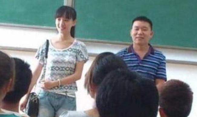 一般在大学入党辅导员会给谁,大学生入党支部书记和辅导员