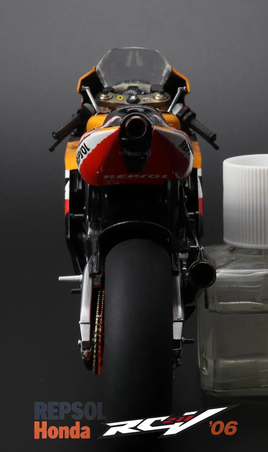 模玩秀：V5神车！田宫1/12HONDARC211v’06BY：铲屎大冰箱