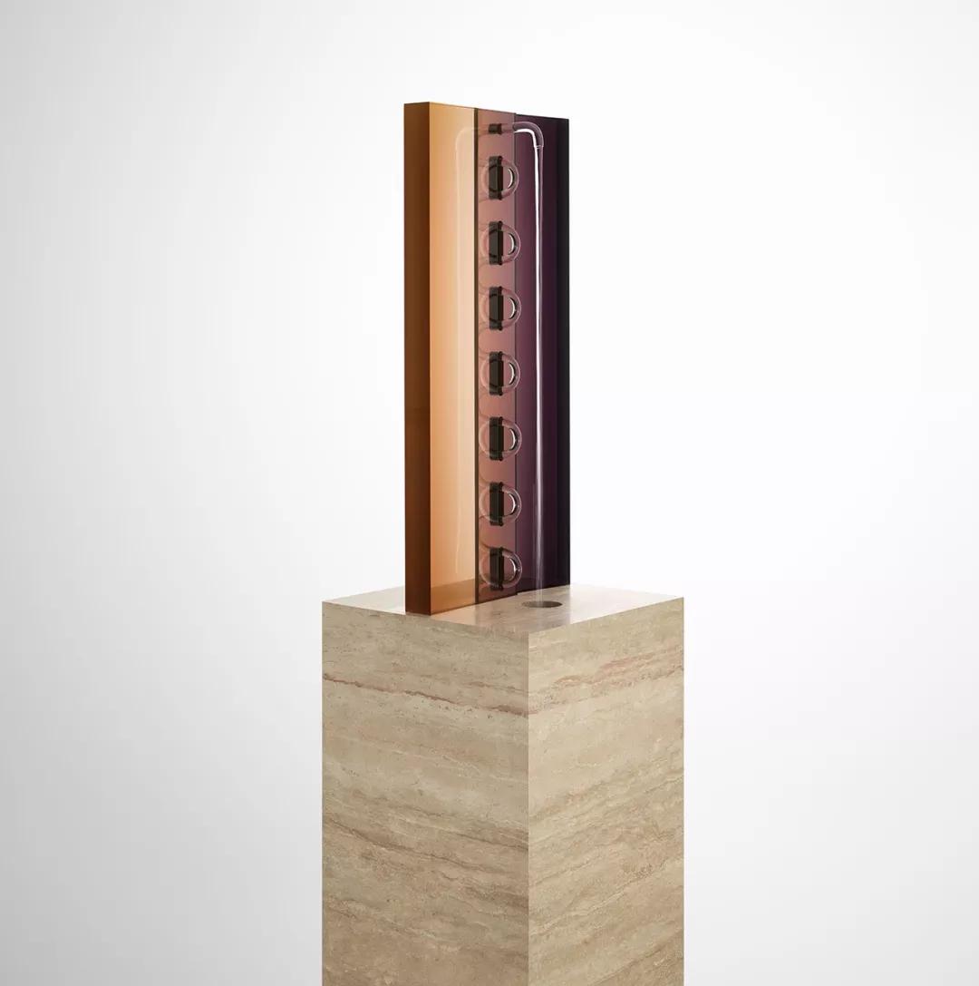 fendi秀场许愿池,fendi的设计灵感