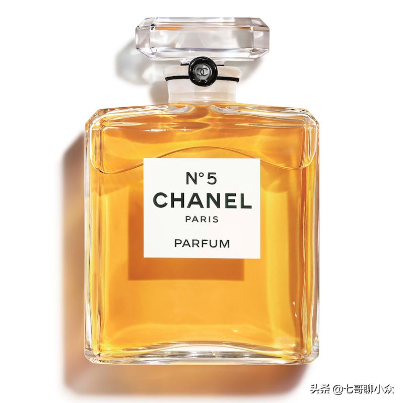香奈儿五号为什么能成为经典 (香奈儿五号是个什么梗)