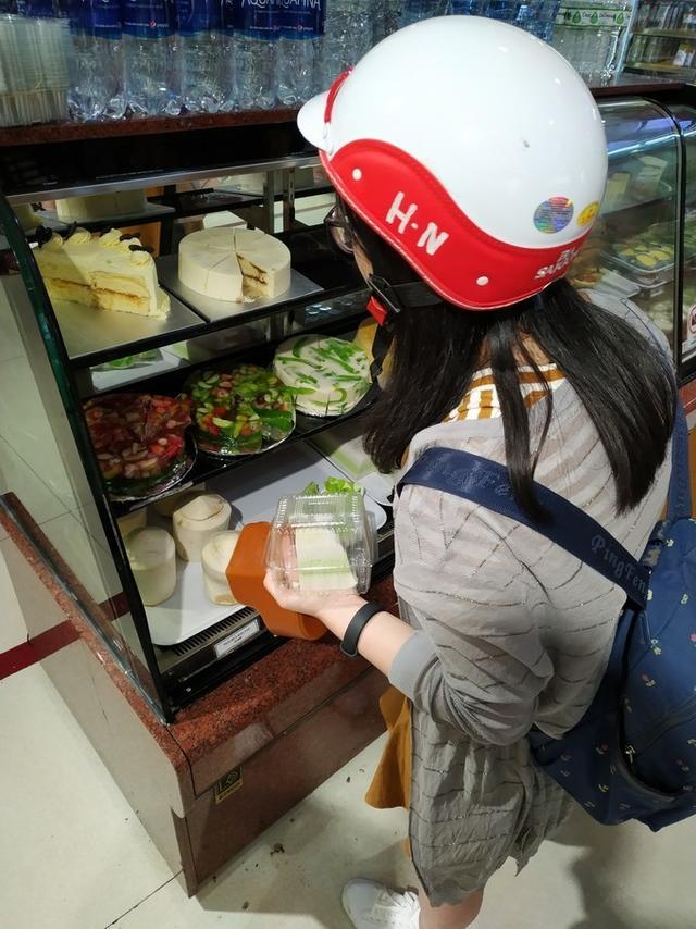 越南美女带妹子出游,越南美女旅游团