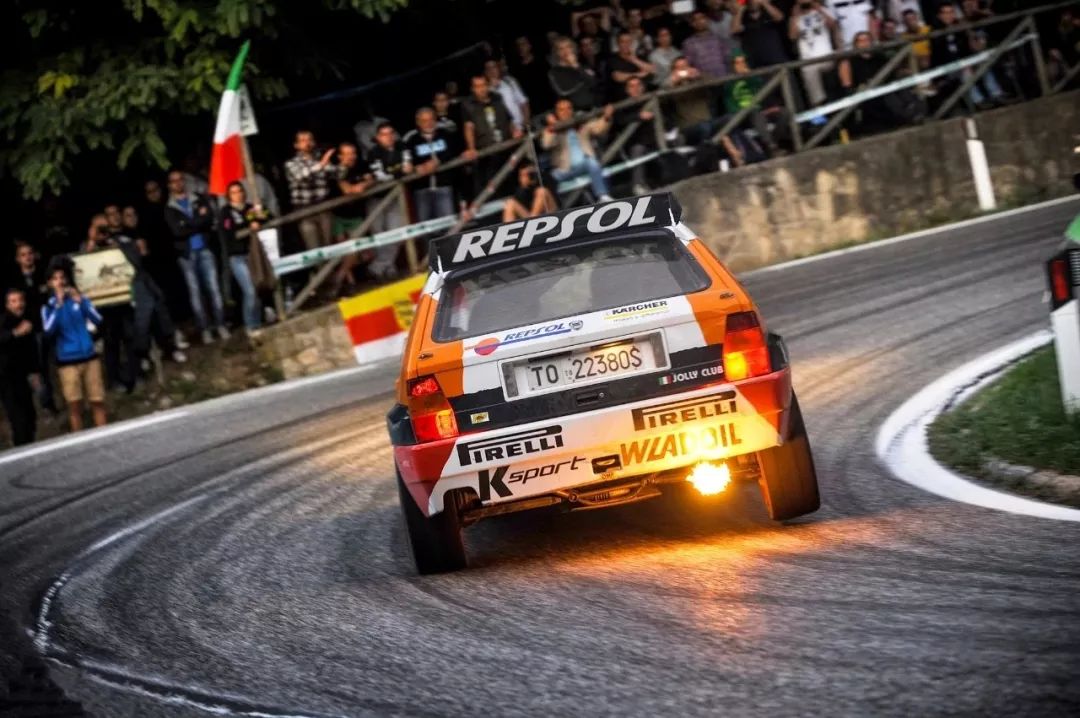 排气喷火是什么原理,排气喷火