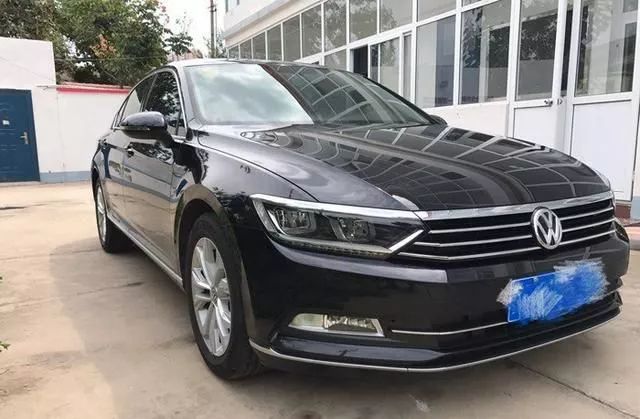 2017款迈腾330豪华2万公里感受,大众迈腾车况好二手车