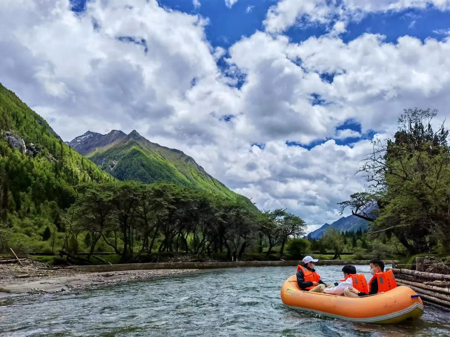 川西自驾游四姑娘山5月底,川西行第一集两岁挑战四姑娘山