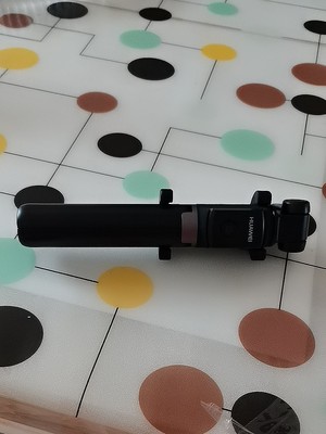 华为有线自拍杆的使用方法及操作,华为手机用自拍杆的使用方法图解