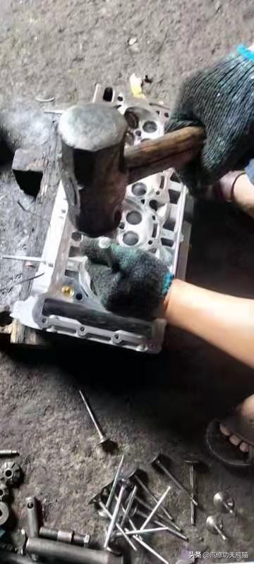 大众夏朗2014款2.0t标配烧机油吗,2016款大众夏朗1.4t发动机烧机油