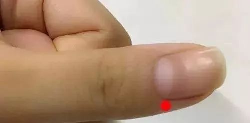 按手指哪个部位可治失眠,刮十指治便秘