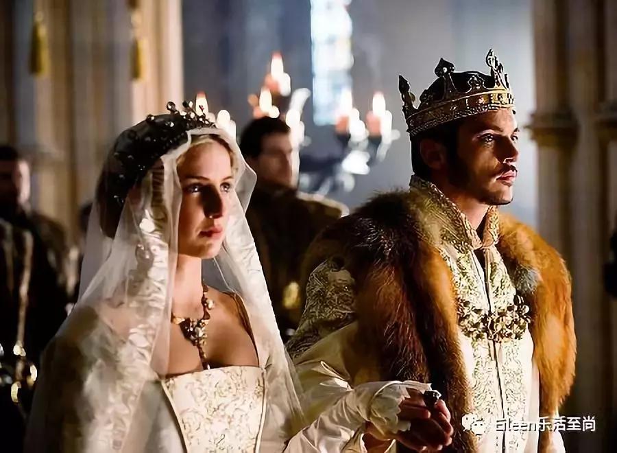 侍女上位、姐妹同夫、一王废四后，英国王室狗血传奇荒诞如戏