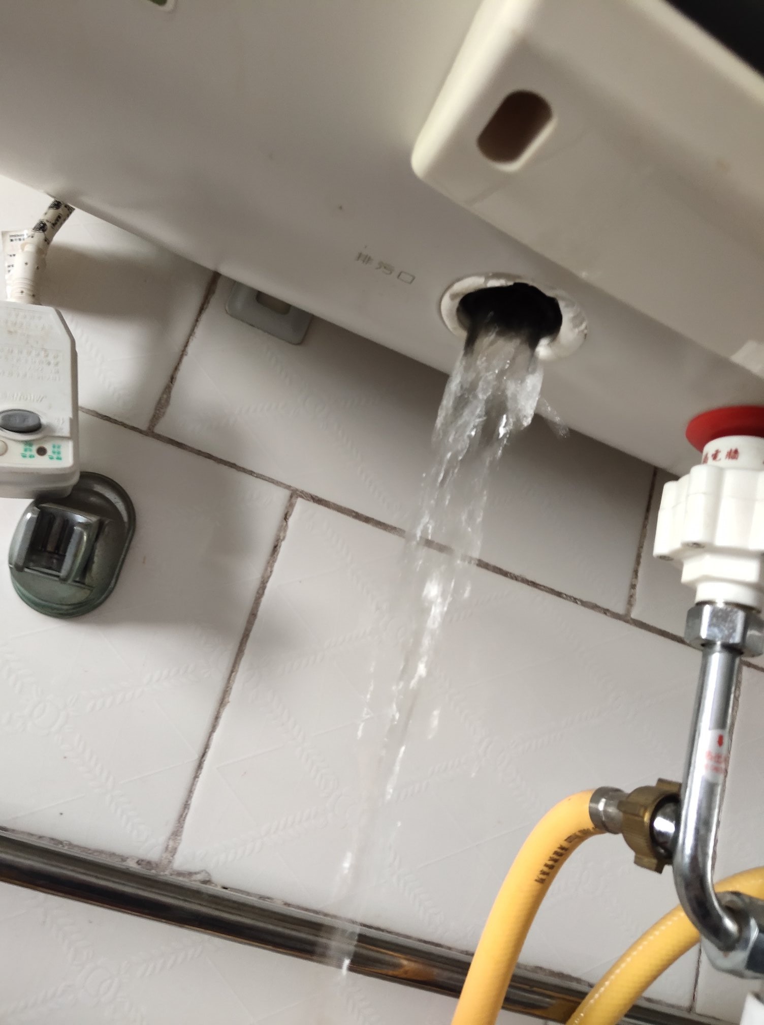 海尔热水器换镁棒视频教程,四季沐歌热水器怎么换镁棒