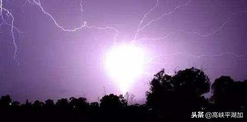 雷电引起的过电压称为什么,你知道什么是大气污染吗