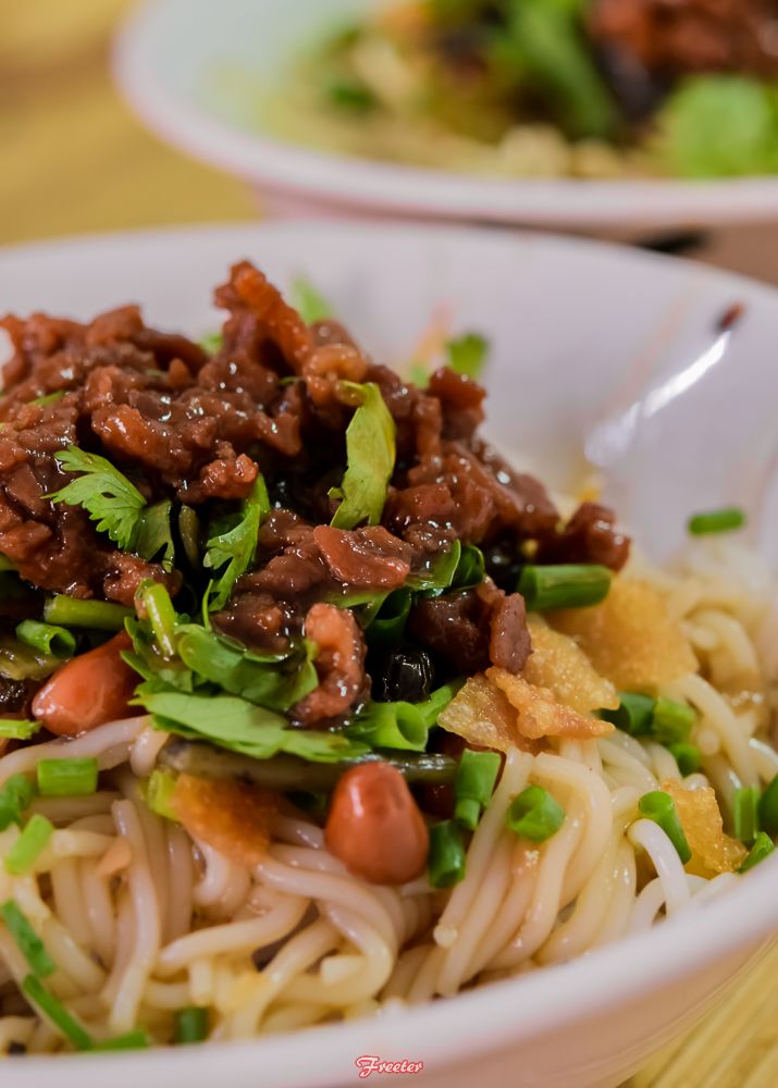驻扎白水塘20多年，这家早餐店凭着料多量足虏获无数海口老饕的胃