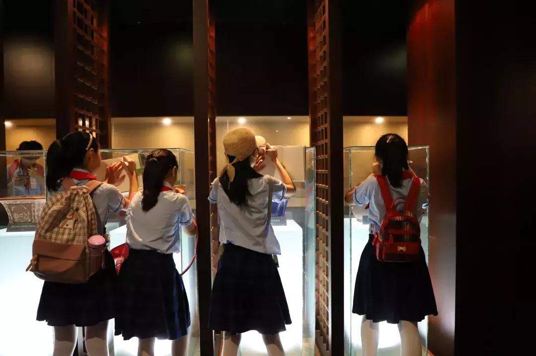 七彩夏日未成年人暑假系列活动,小学生七彩夏日暑假假期活动主题