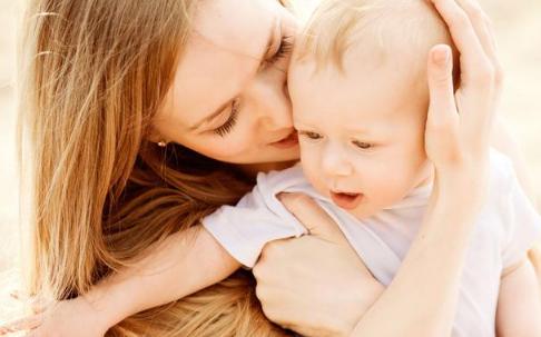 一岁半叛逆期如何教育书籍,1岁孩子的叛逆教育方法