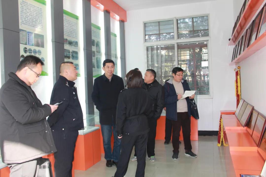 泰州市禁毒办考察戴南镇全国社区戒毒社区康复工作示范点