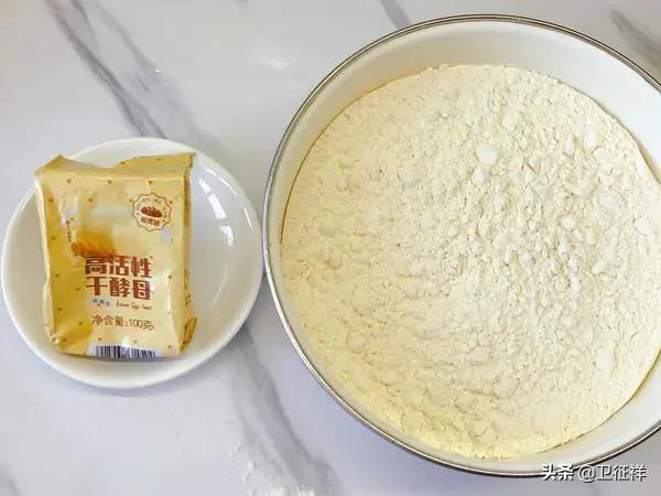 酵母粉可以直接拌面粉吗,面粉一定要加酵母粉吗