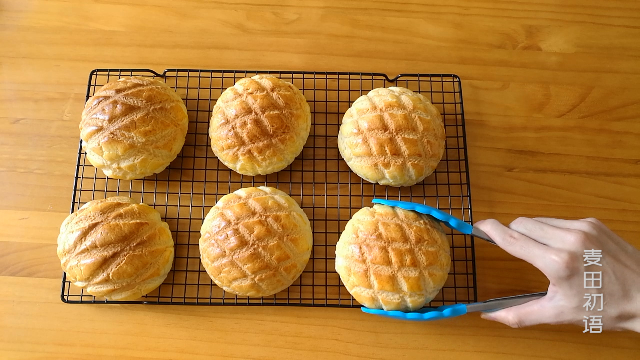好吃到哭的港式菠萝包，多图超详细制作教程，想不成功都难