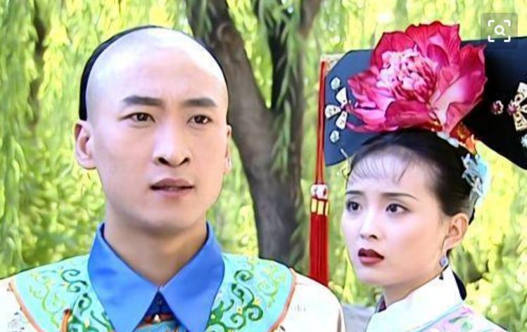 21年后再看紫薇，堪比顶级白莲花，童年欣赏终究错付了